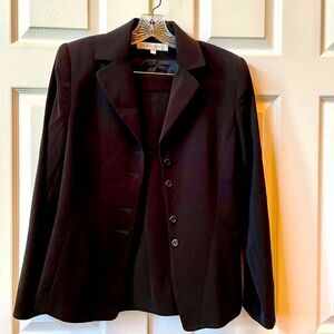 BLACK SUIT by  VERSAI SIZE 10 NWT